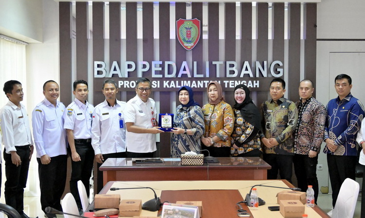 Kepala Bapperida Prov. Kalteng Terima Kunker Anggota Komisi III DPRD Kab. Barito Utara